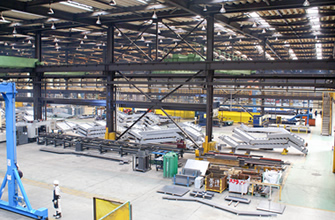 綺麗な工場がヨコモリのこだわりです。