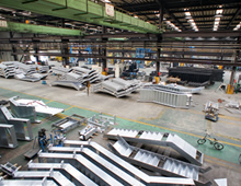 納品を待つ組みあがった製品たち。